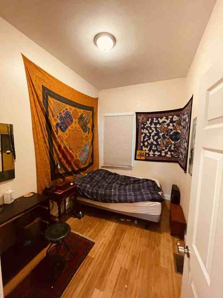 47 Orleans St - Photo 6 of 7