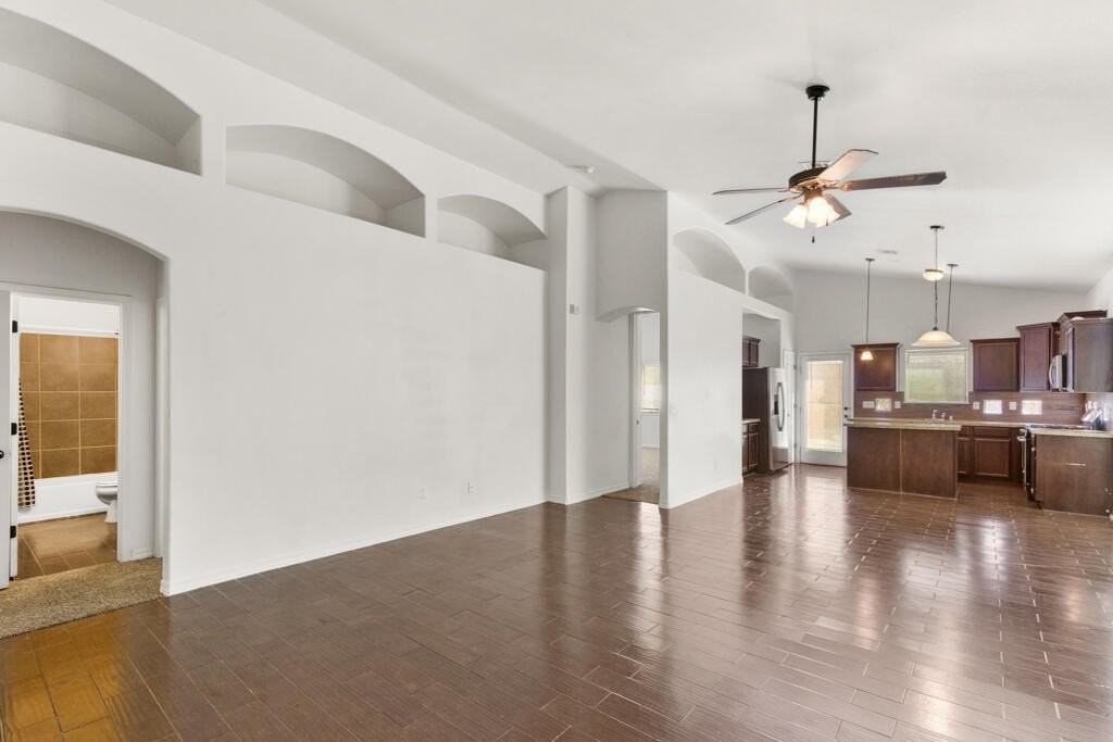 14242 John Scagno - Photo 2 of 37