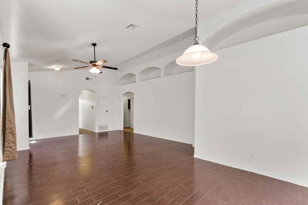 14242 John Scagno - Photo 5 of 37