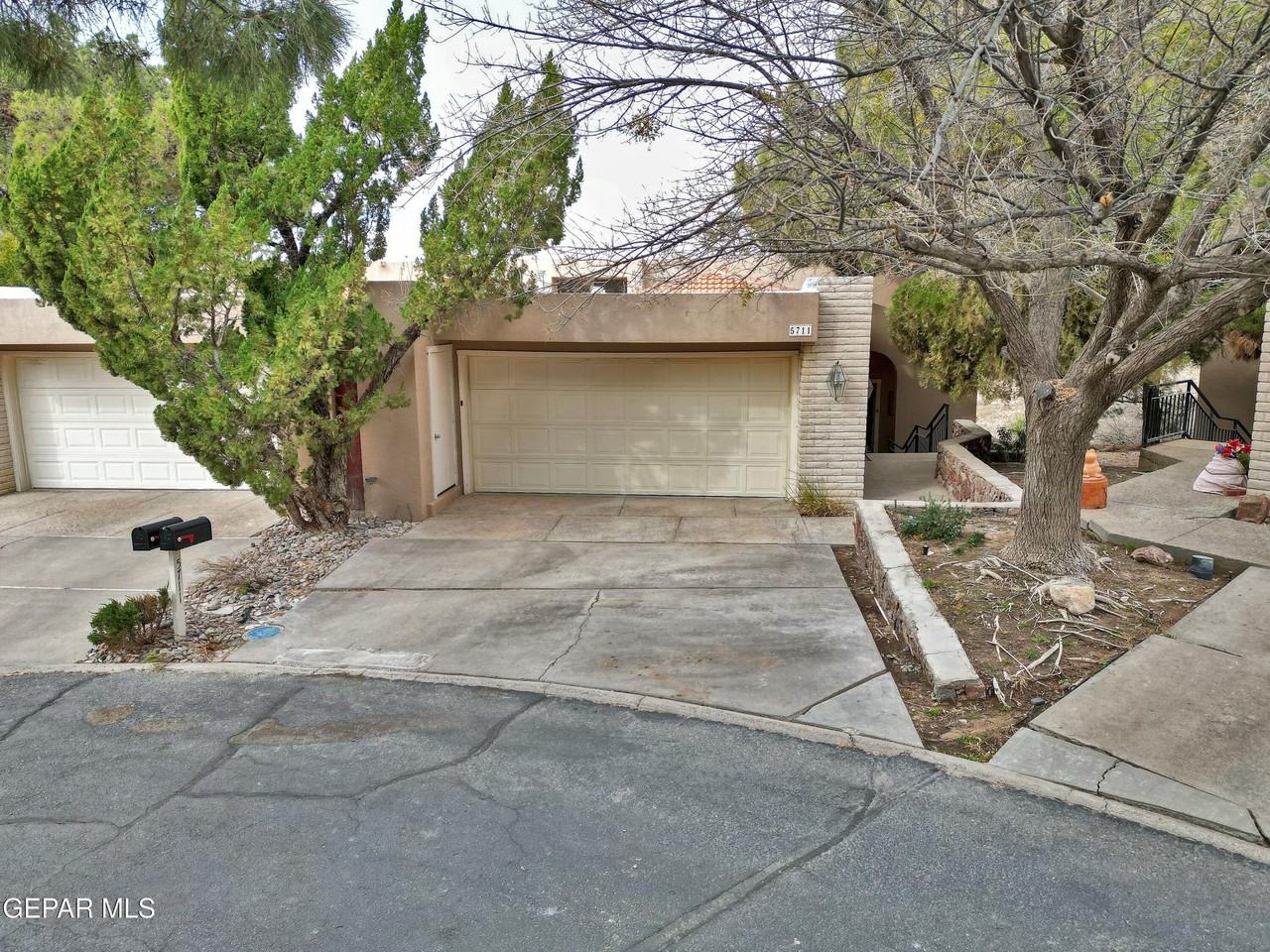 5711 Mira Grande Dr - Photo 2 of 50