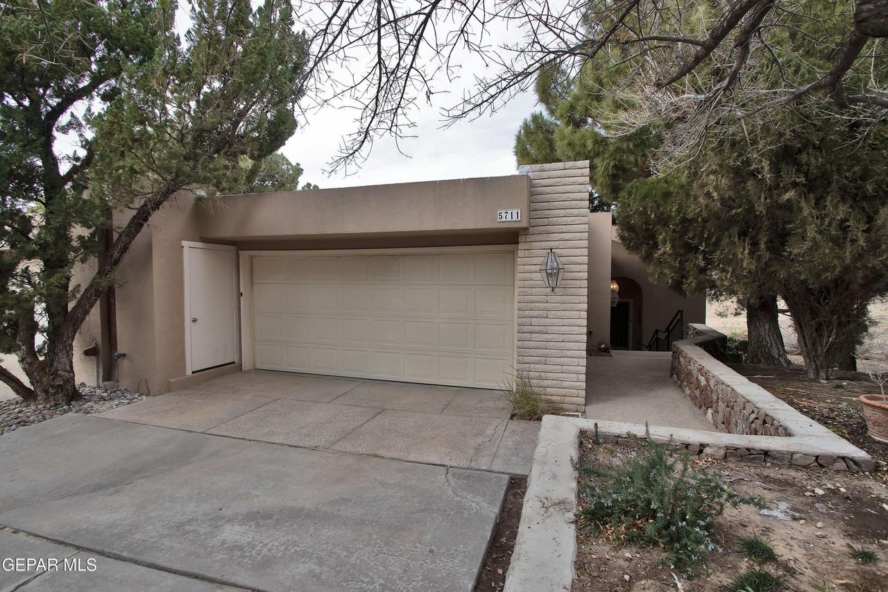 5711 Mira Grande Dr - Photo 7 of 50