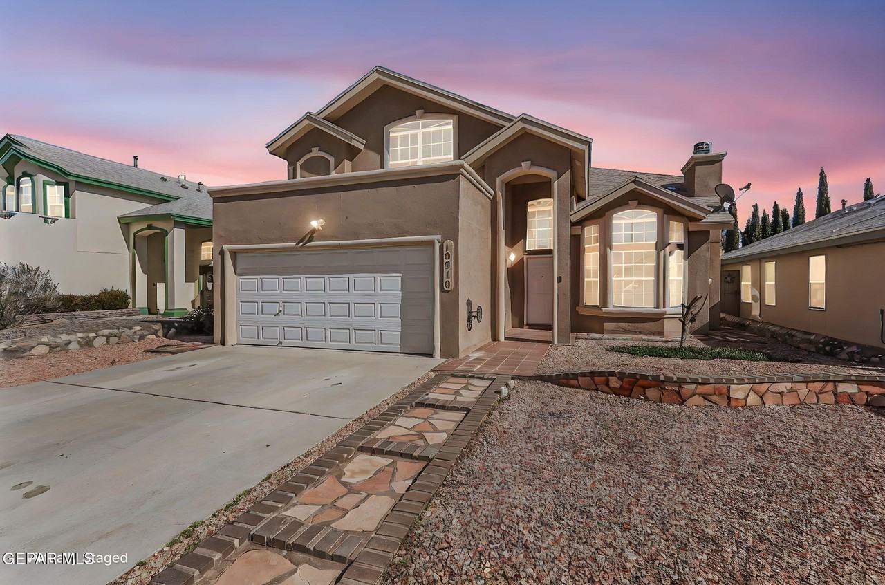 10910 Acoma St - Photo 6 of 50