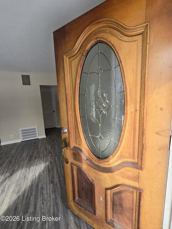 214 Alpha Ave - Photo 3 of 50