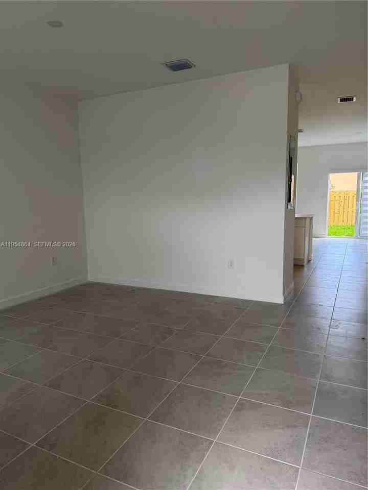 Sw 121st Ave - Photo 2 of 8