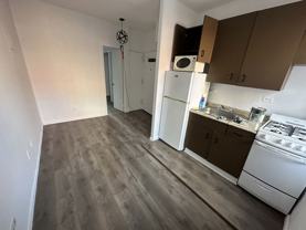 370 W 52nd St #3E - Photo 1 of 1