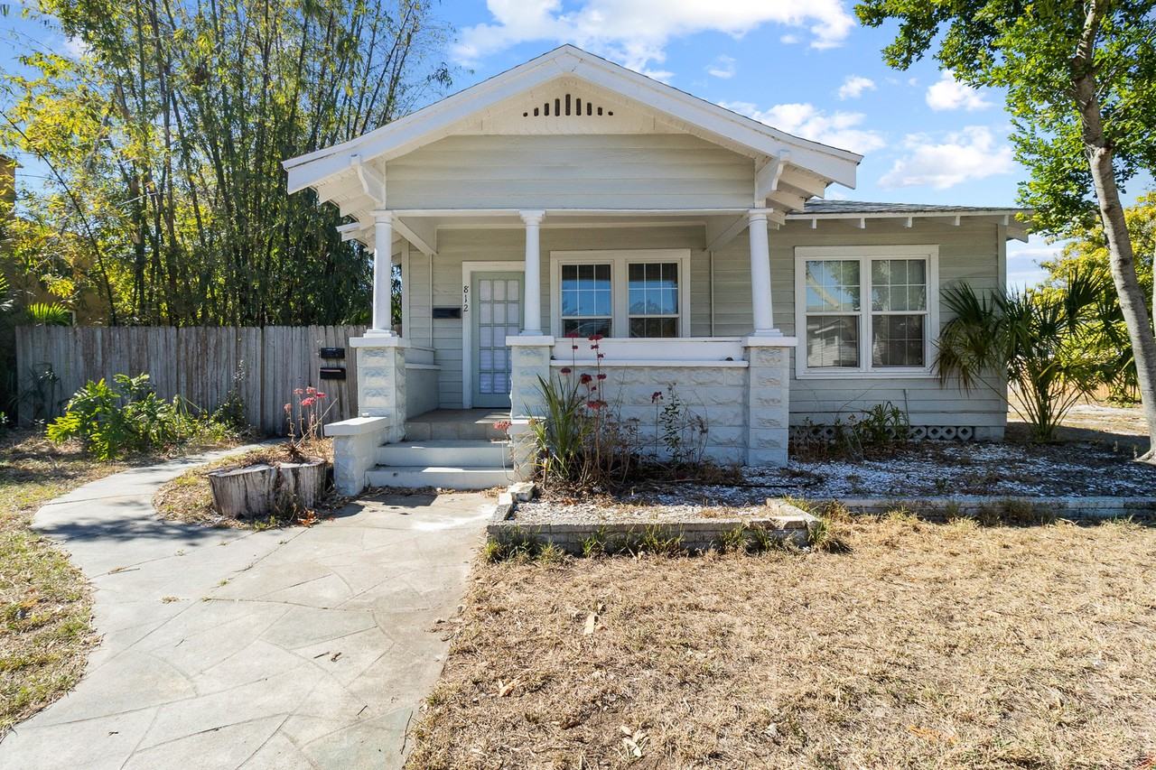 812 14th St N #M - Photo 2 of 19