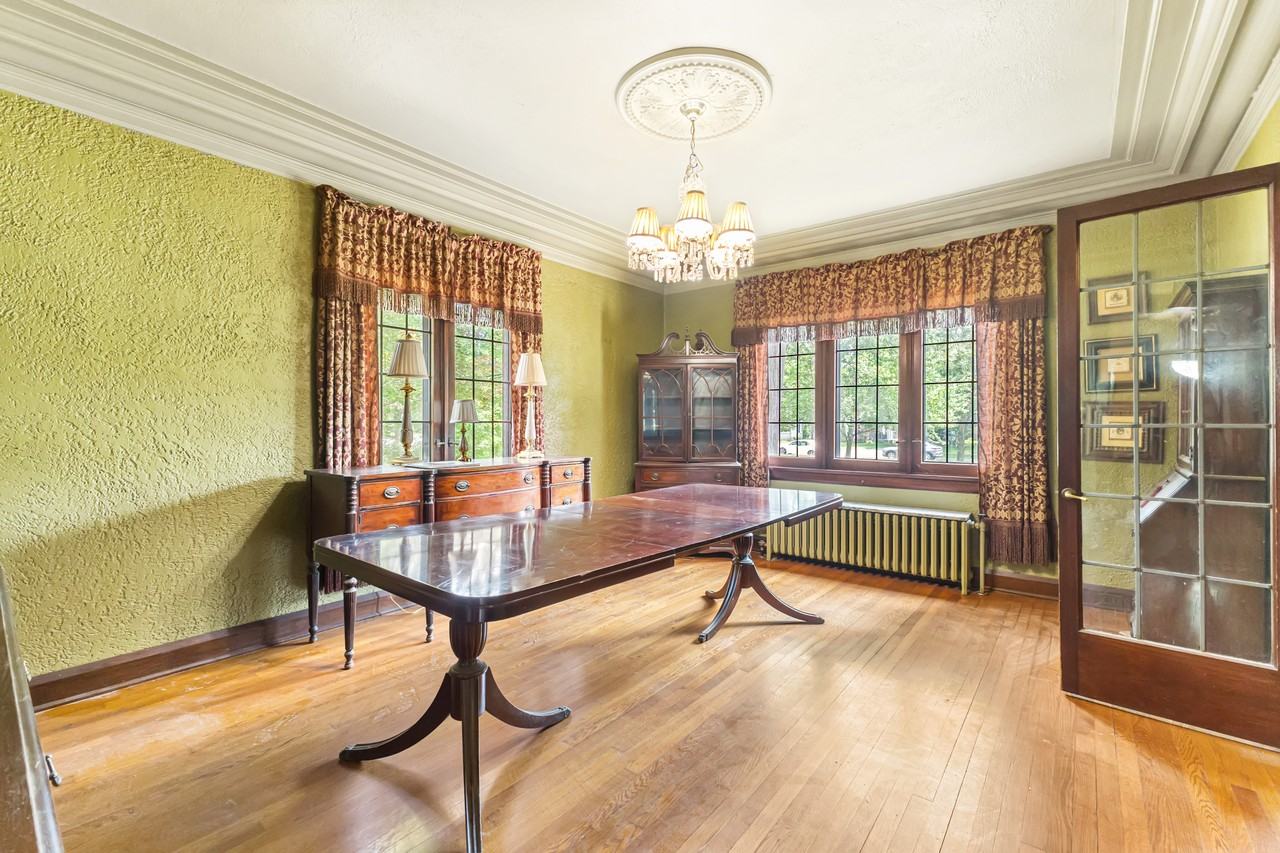 2260 5th Ave #1 - Photo 4 of 36