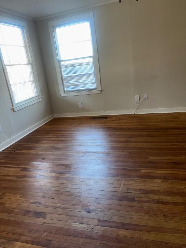 1428 2nd St #1 - Photo 3 of 18