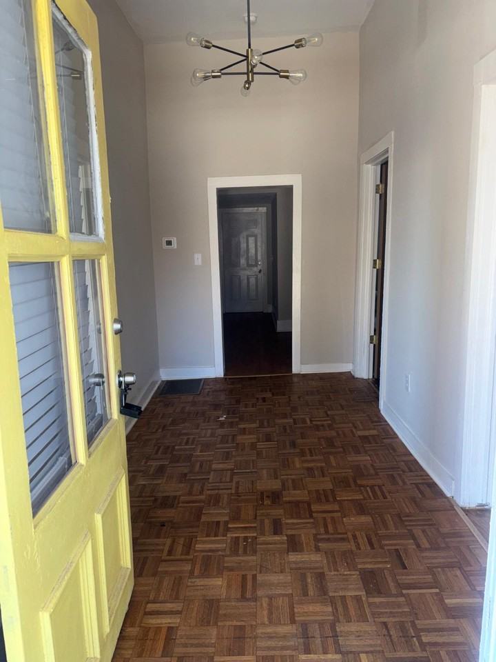 1428 2nd St #1 - Photo 4 of 18