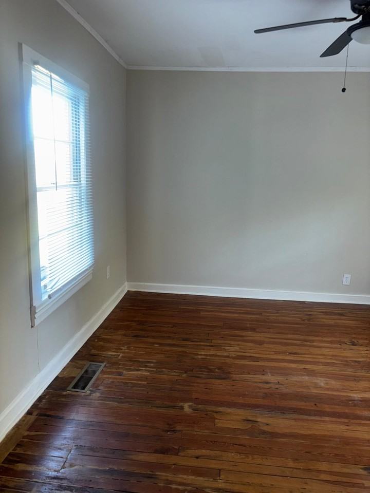 1428 2nd St #1 - Photo 7 of 18