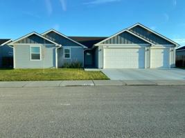 featured image of 1100 Sw Bonnie St #1