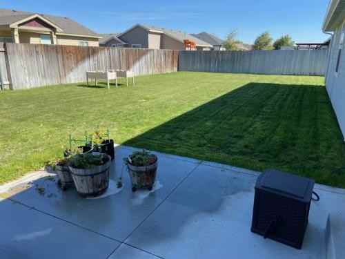 1100 Sw Bonnie St #1 - Photo 2 of 14