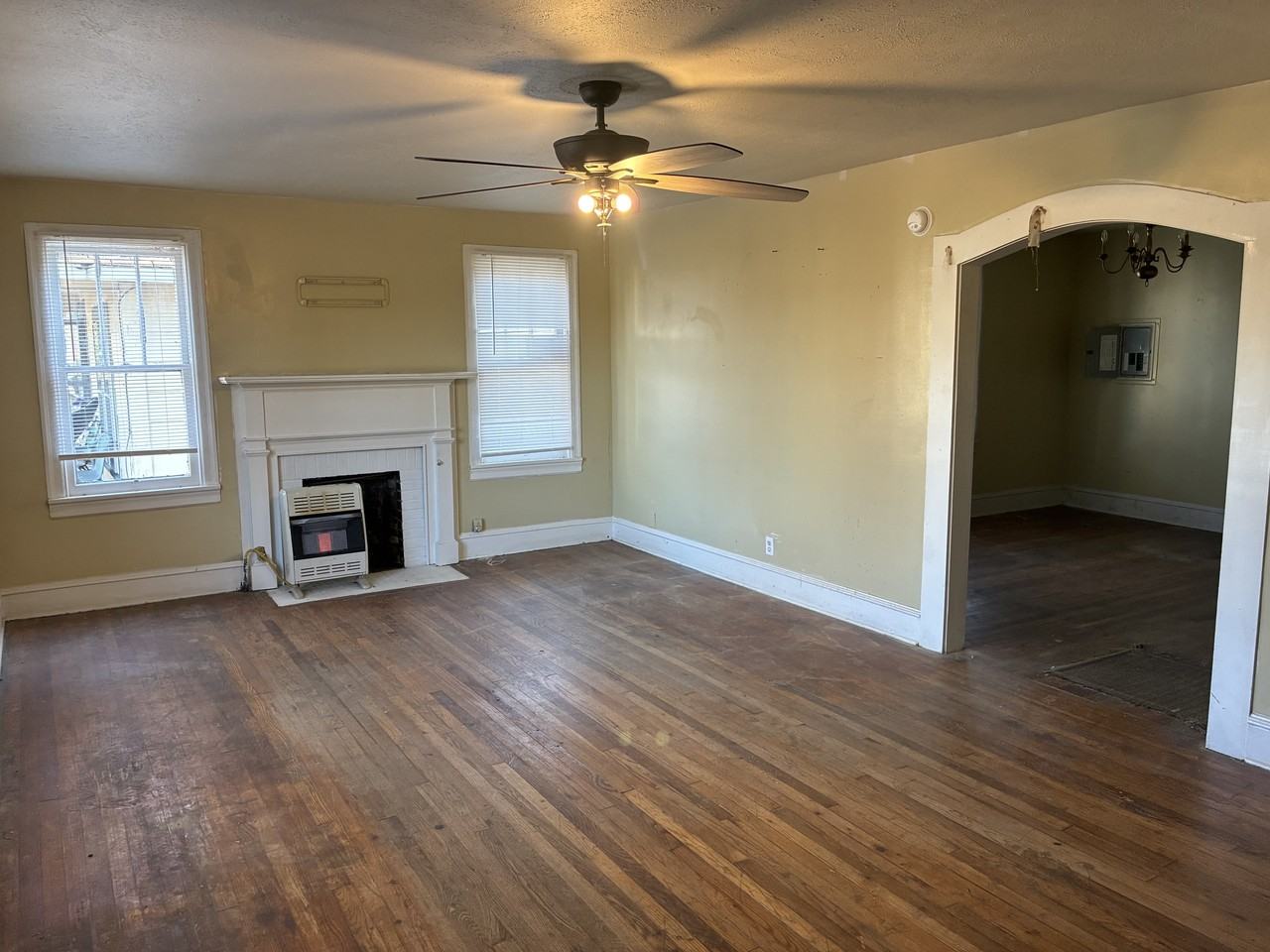 201 Elmwood Ave #1 - Photo 3 of 15