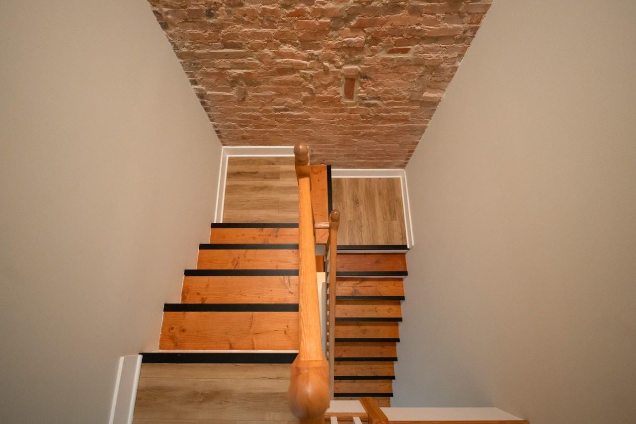 E Biddle St - Photo 7 of 18