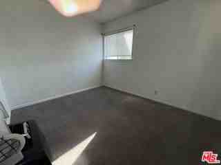 5361 Inglewood Blvd - Photo 3 of 7