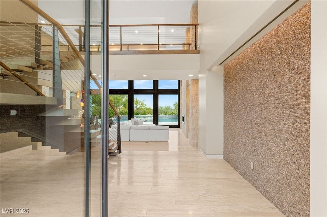 98 Sun Glow Ln - Photo 3 of 50