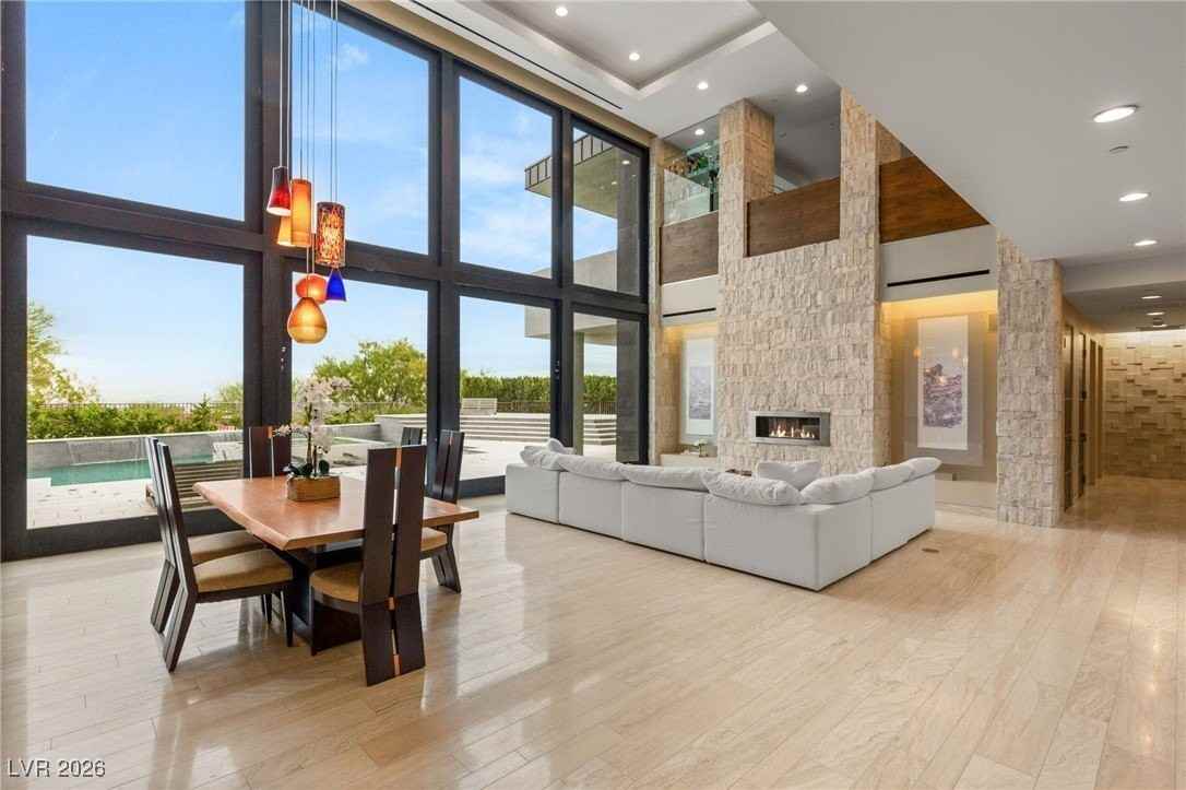 98 Sun Glow Ln - Photo 4 of 50