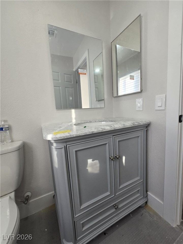 8947 Green Jade Dr - Photo 2 of 5