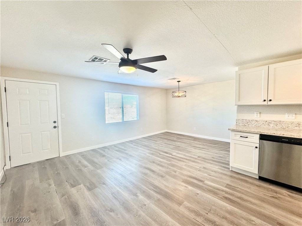 2081 S Dandelion St #4 - Photo 3 of 9