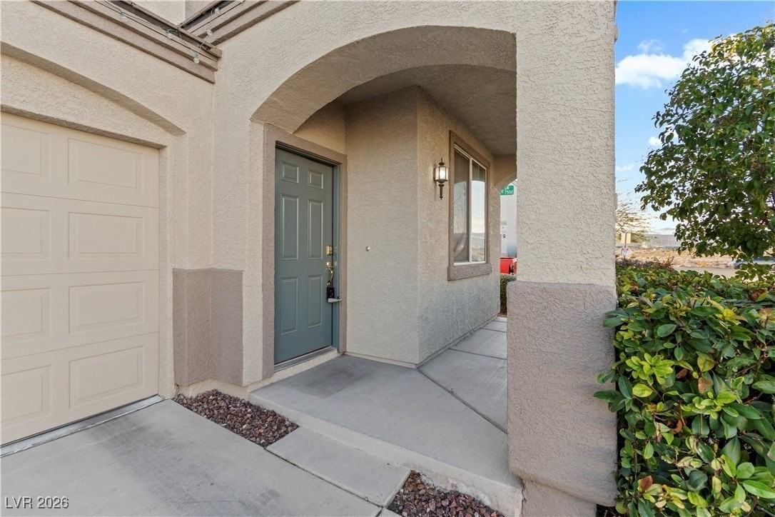 7789 Hampton Park Ln - Photo 4 of 29