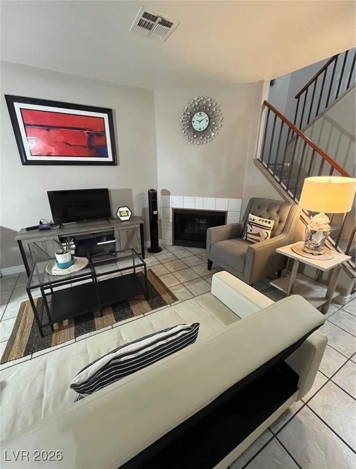 2205 Short Pine Dr - Photo 2 of 7