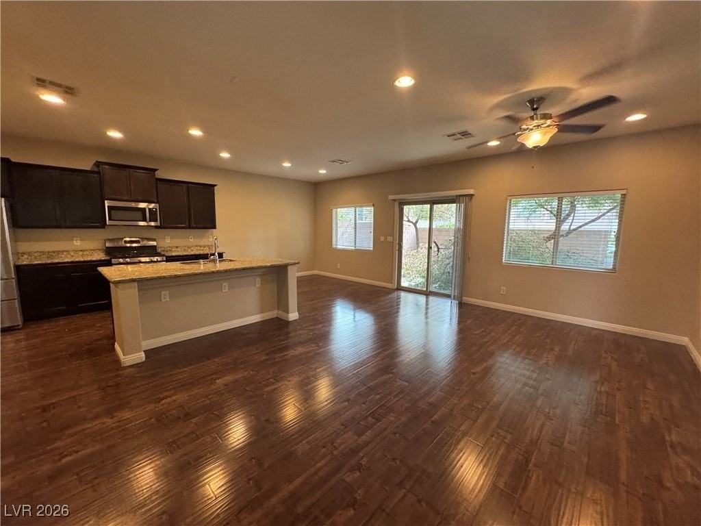 2860 Glass Vine Ct - Photo 3 of 34