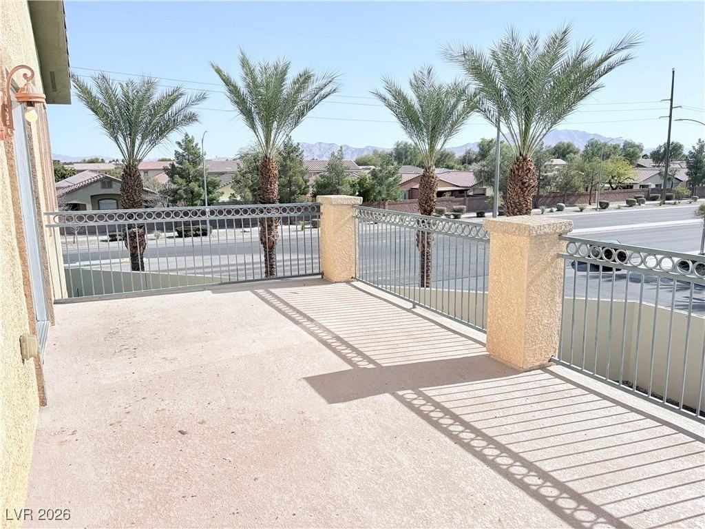 3429 Hansa Ave - Photo 6 of 24