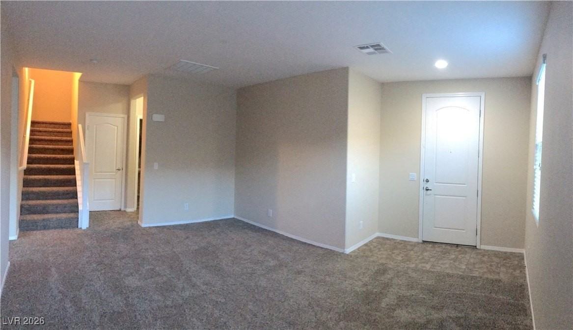 10625 Mount Jefferson Ave - Photo 2 of 50