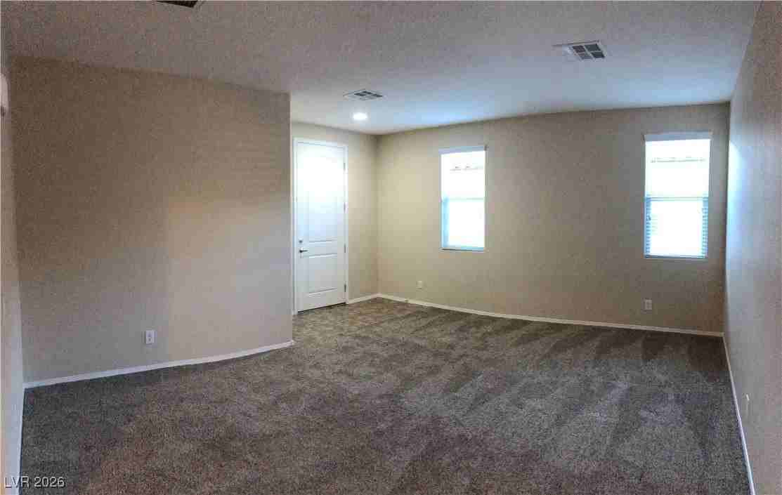 10625 Mount Jefferson Ave - Photo 4 of 50