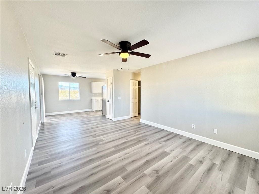 1960 Haiwee St #B - Photo 3 of 12