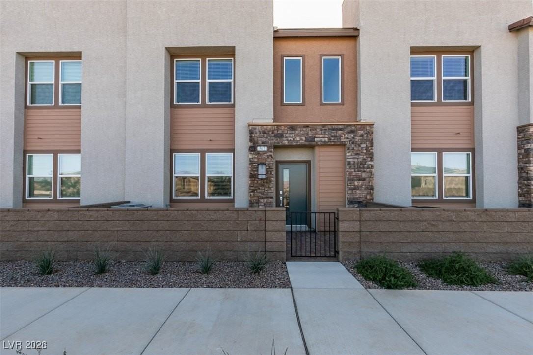 302 Walsh Peak Ave - Photo 6 of 50