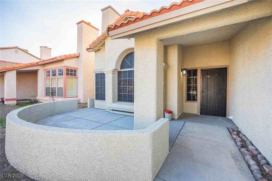 3801 Dauntless Dr - Photo 3 of 47