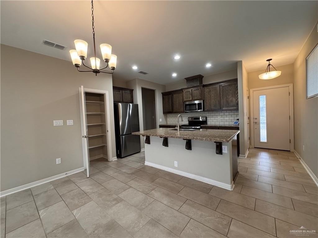 1306 E Sonador Dr S - Photo 4 of 23