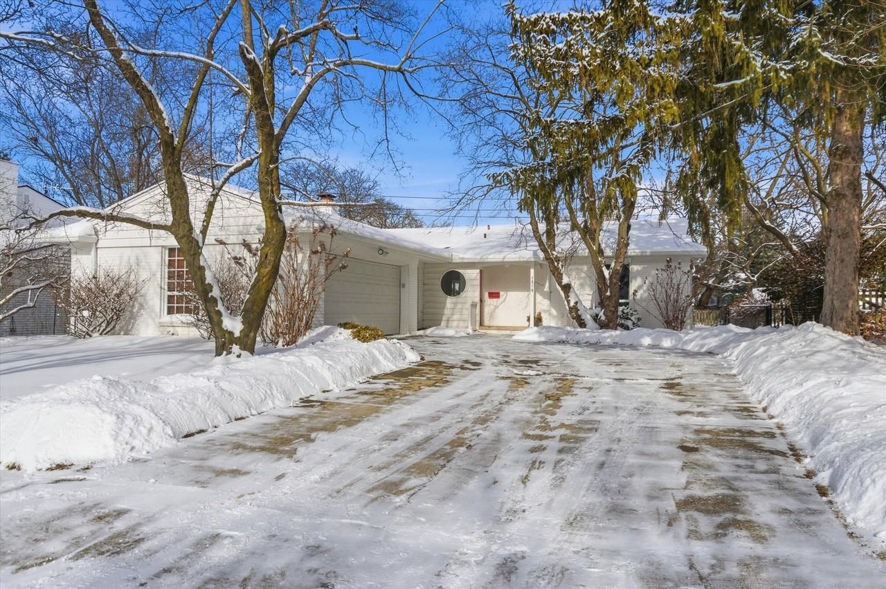 1510 Barnard Rd - Photo 2 of 50