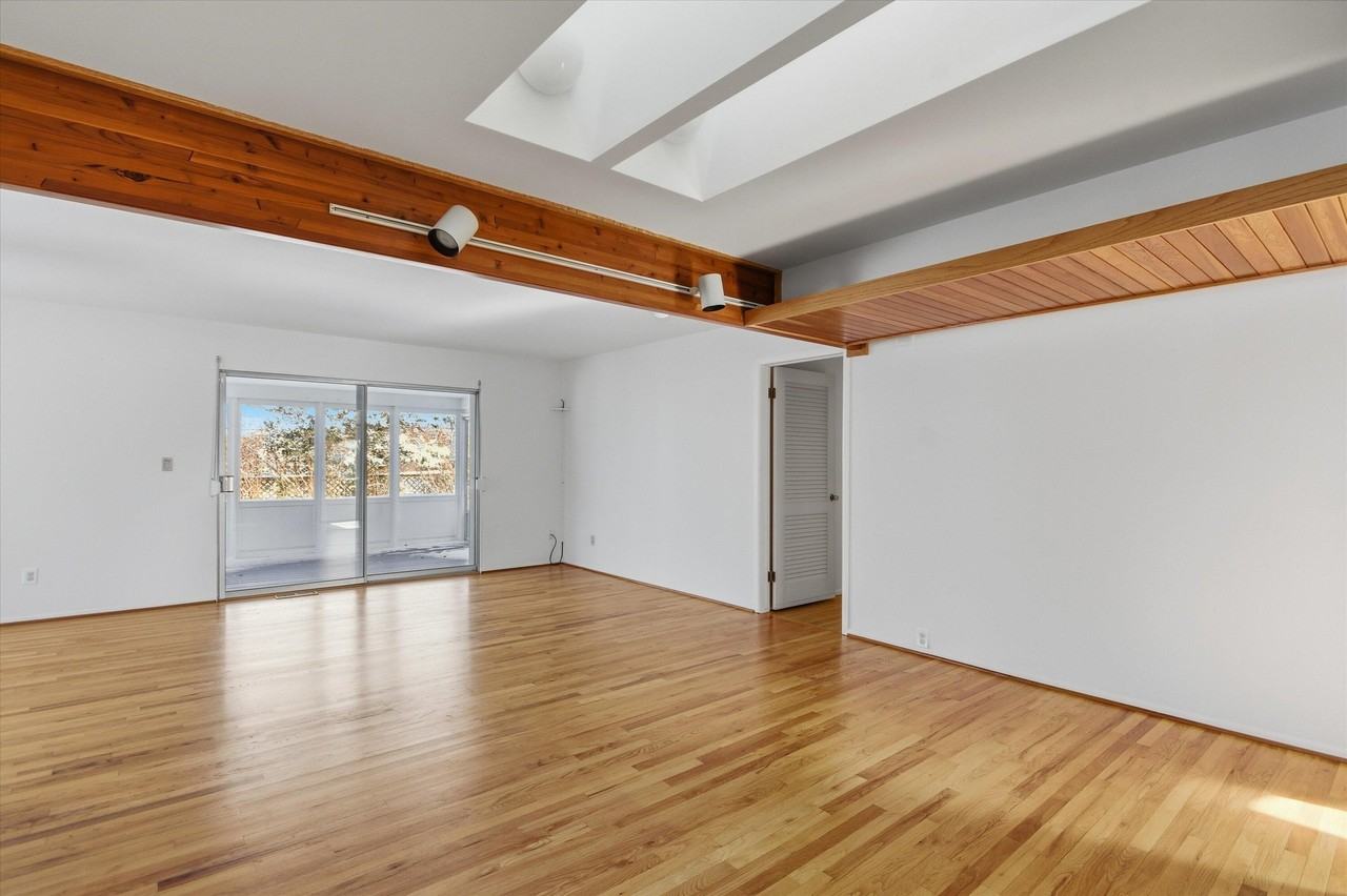 1510 Barnard Rd - Photo 7 of 50