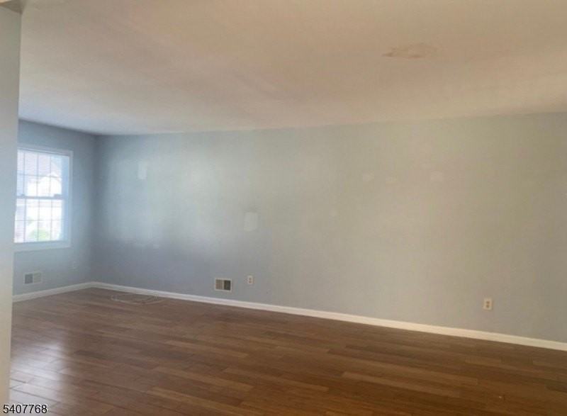 236 Harvard Dr - Photo 7 of 14