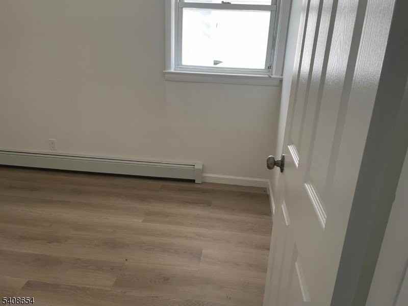 345 Sussex St - Photo 3 of 6