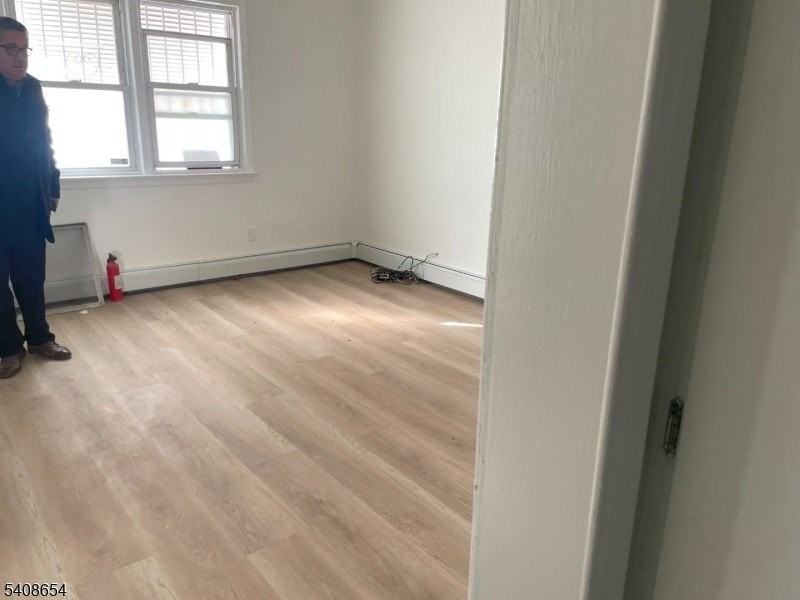 345 Sussex St - Photo 4 of 6