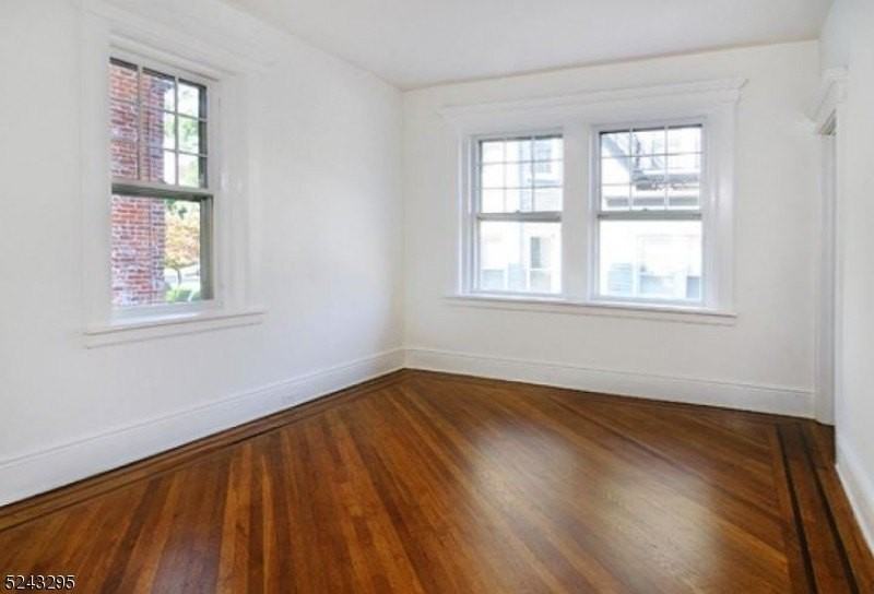 61 S Fullerton Ave - Photo 6 of 19