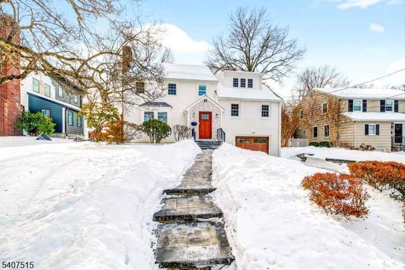 85 Orchard Rd - Photo 2 of 50