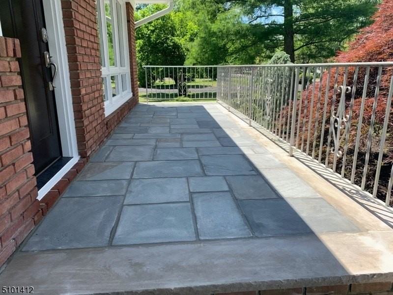 53 Summit Ave - Photo 2 of 17