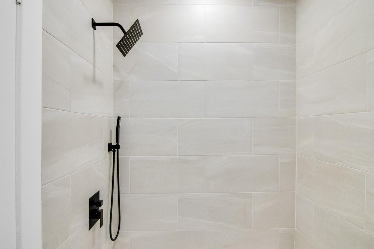 325 57th St #1 - Photo 6 of 7