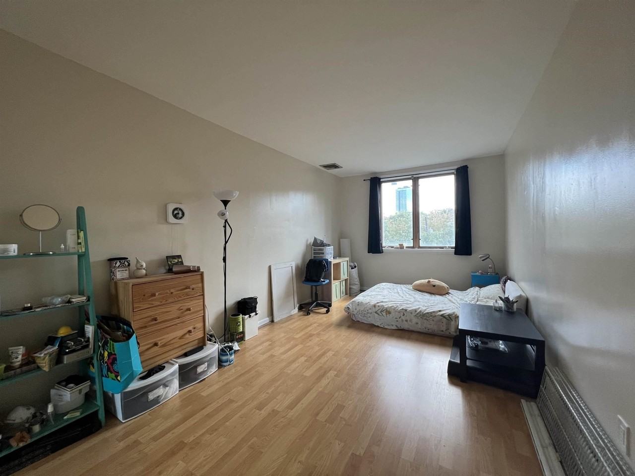 200 Christopher Columbus Dr #C4 - Photo 6 of 9