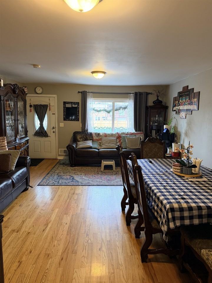 6118 Johnson Pl #1 - Photo 3 of 16