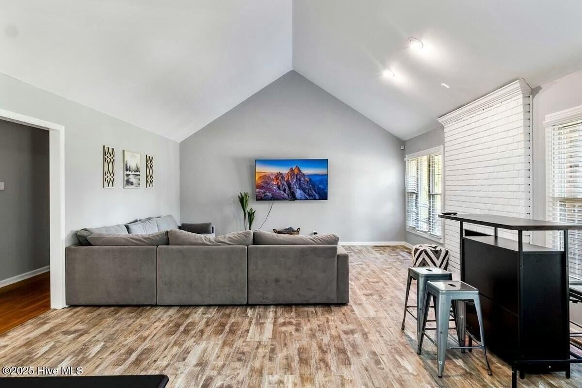 7 Buckhorn Rd - Photo 5 of 29