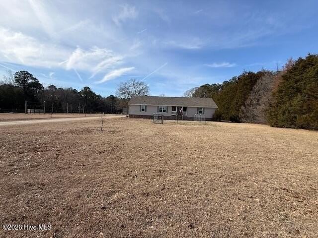 176 Old Fountain Rd - Photo 2 of 41