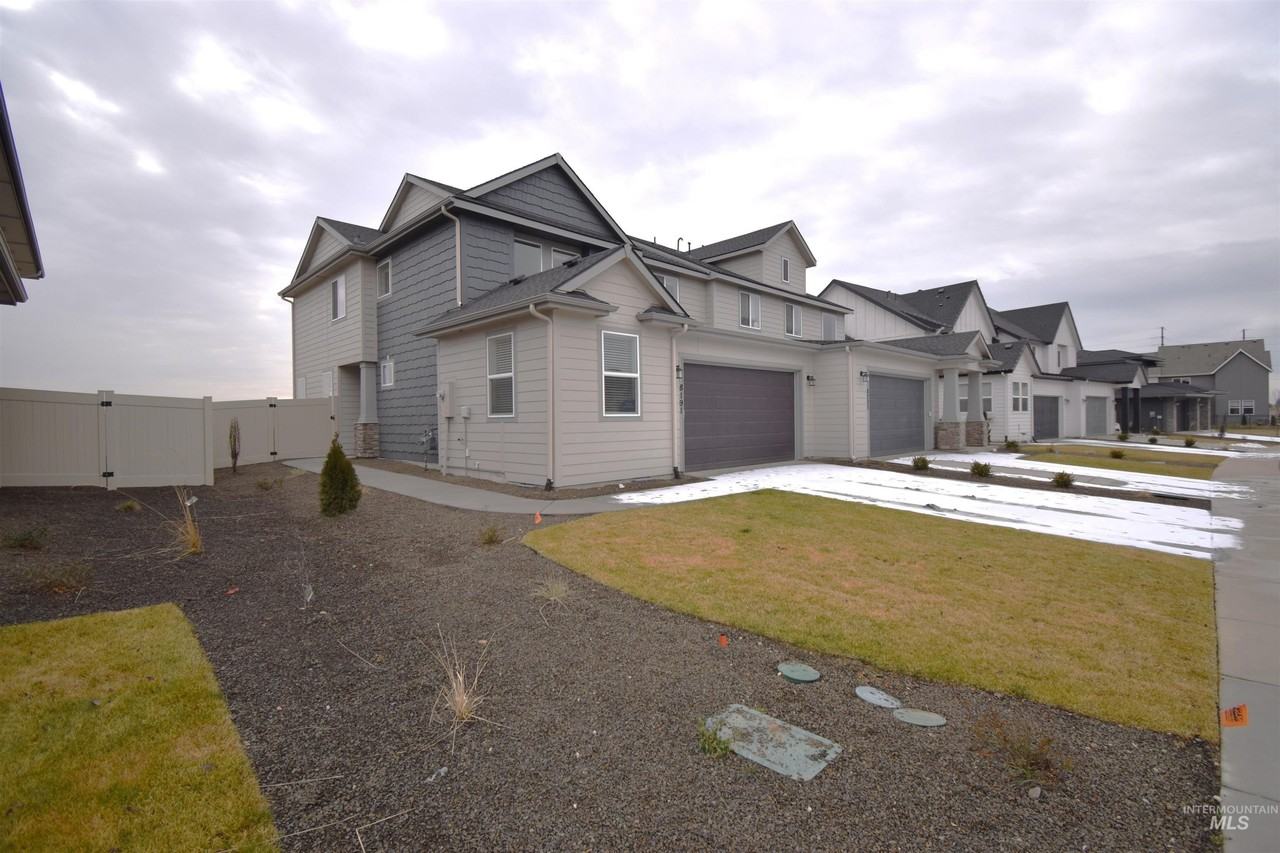 8191 W Grey Alder Dr - Photo 2 of 29