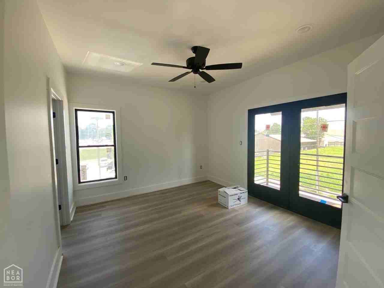 625 Gant St - Photo 7 of 13