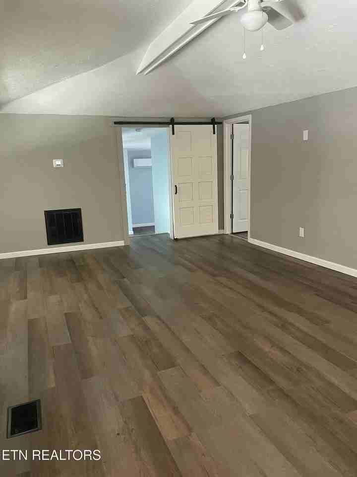 129 Old Patton Ln - Photo 4 of 10