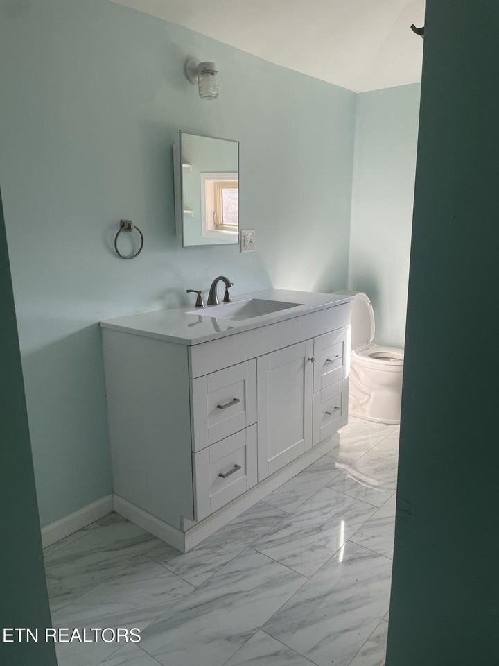 129 Old Patton Ln - Photo 7 of 10